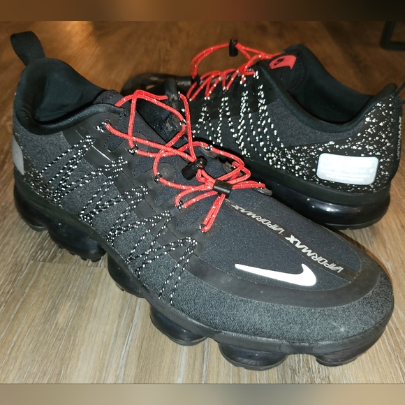 AIR VAPORMAX RUN UTILITY MENS US 11.5 - Picture 6 of 6